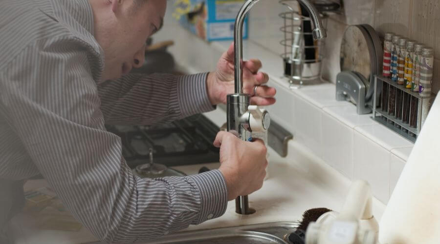 Professional tankless water heater installation in Saint Ann, MO
